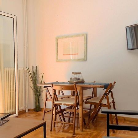 Cozy Plaka Apartment Афіни Екстер'єр фото