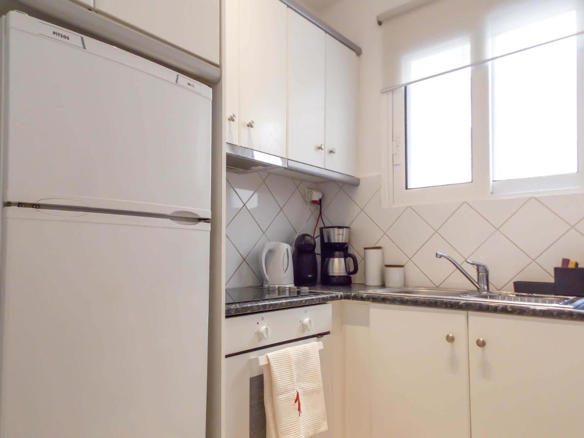 Cozy Plaka Apartment Афіни Екстер'єр фото