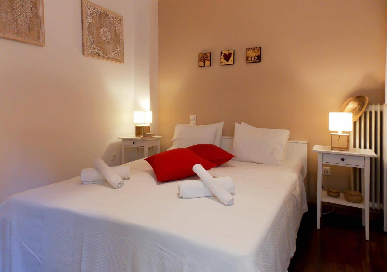 Cozy Plaka Apartment Афіни Екстер'єр фото