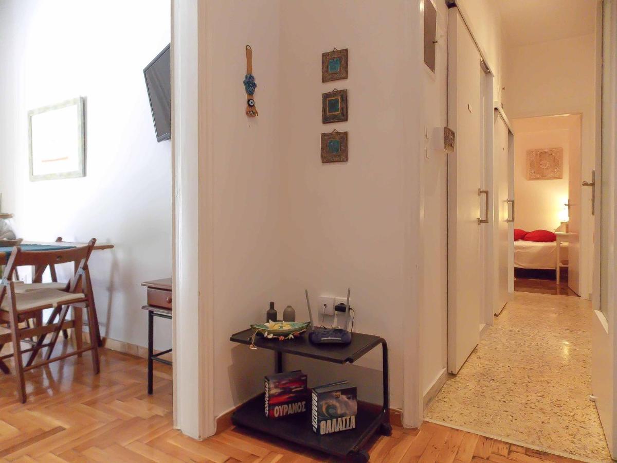 Cozy Plaka Apartment Афіни Екстер'єр фото